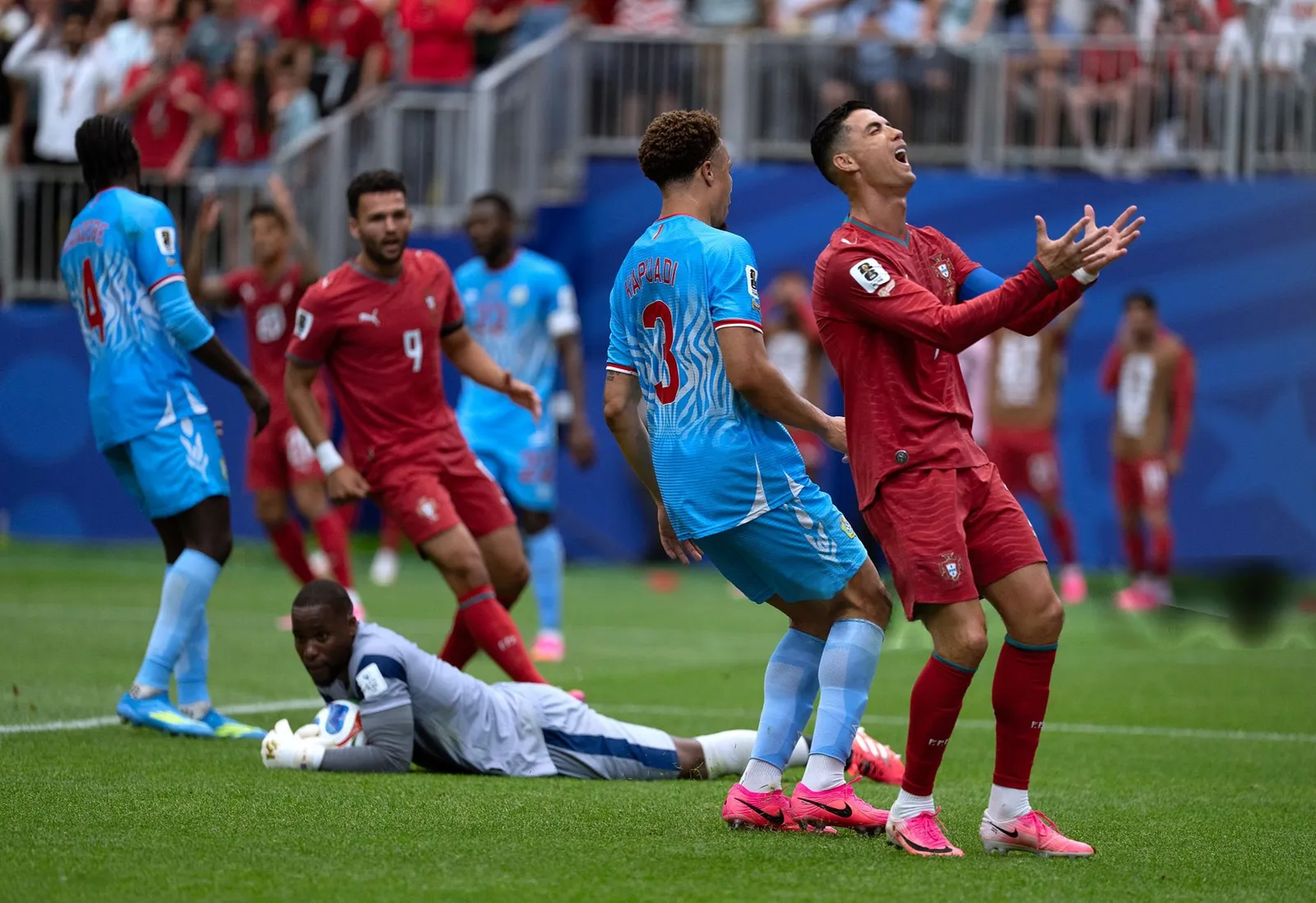 "The Team Needs to Score, Not You" — Thierry Henry Slams Ronaldo Following Portugal Draw with DR Congo - Image 1