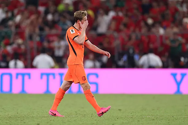 Barcelona Dealt Major Blow As Frenkie De Jong Faces Months On the Sidelines - Image 2