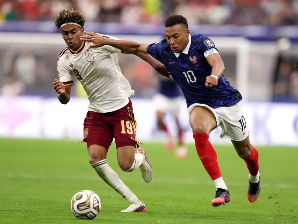 Lamine Yamal Continues to Outshine Kylian Mbappé in Their Growing Rivalry - Image 1