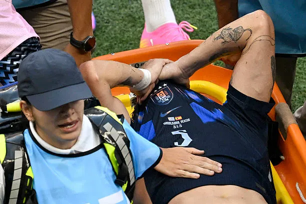 Manchester United Receive FIFA Compensation Following Ugarte’s Long-Term Injury