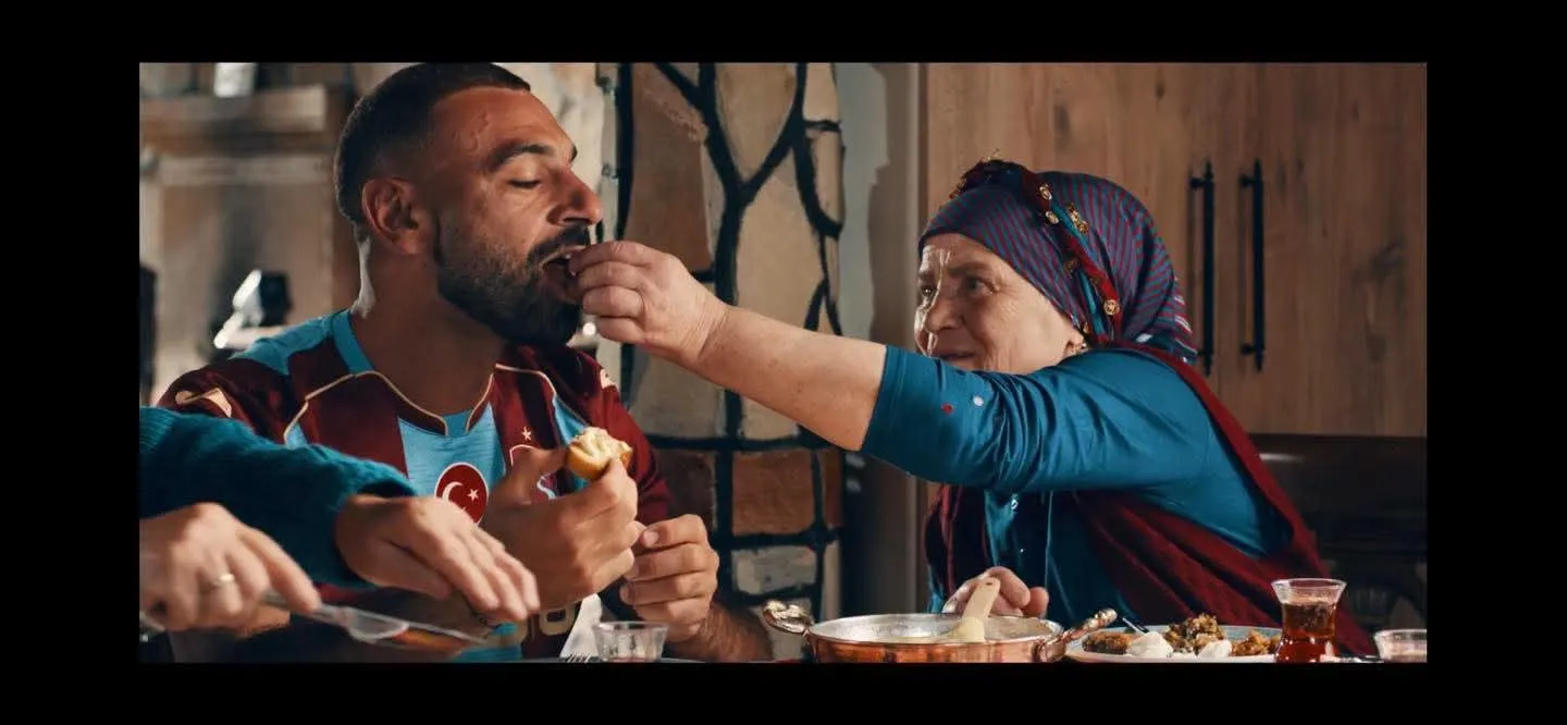 Mohamed Salah Gets a Homely Turkish Welcome