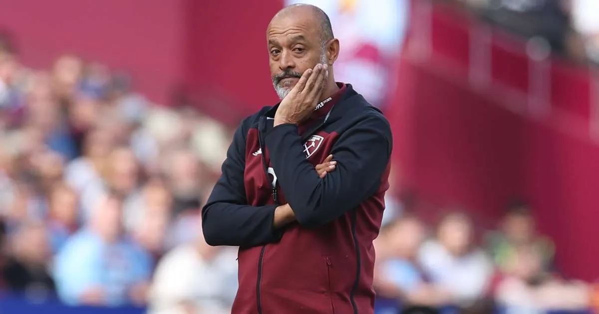 Nuno apologises after West Ham 'fail' fans in Charlton defeat