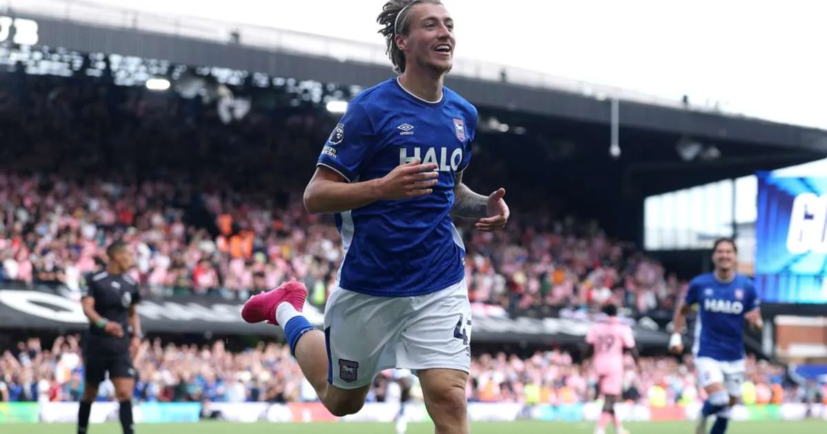 Clarke wants Ipswich to 'keep snowballing' after win over Sunderland