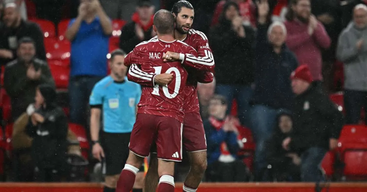 Liverpool 3-1 Tottenham: Szoboszlai stunner caps EFL Cup win for Iraola's men