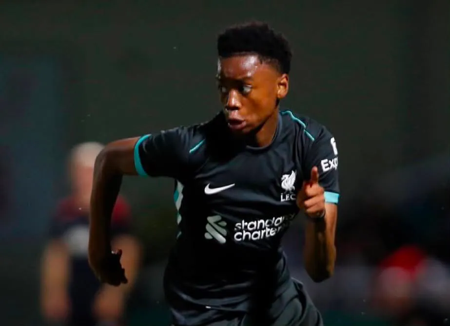 Man United Complete Signing of Liverpool Wonderkid