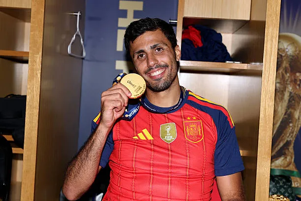 Rodri Linked With Blockbuster Real Madrid Switch
