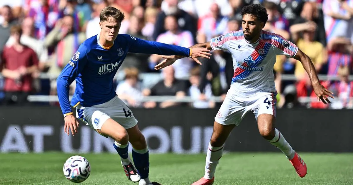 Moyes lauds new-look Everton midfield after Palace vanquished on opening day
