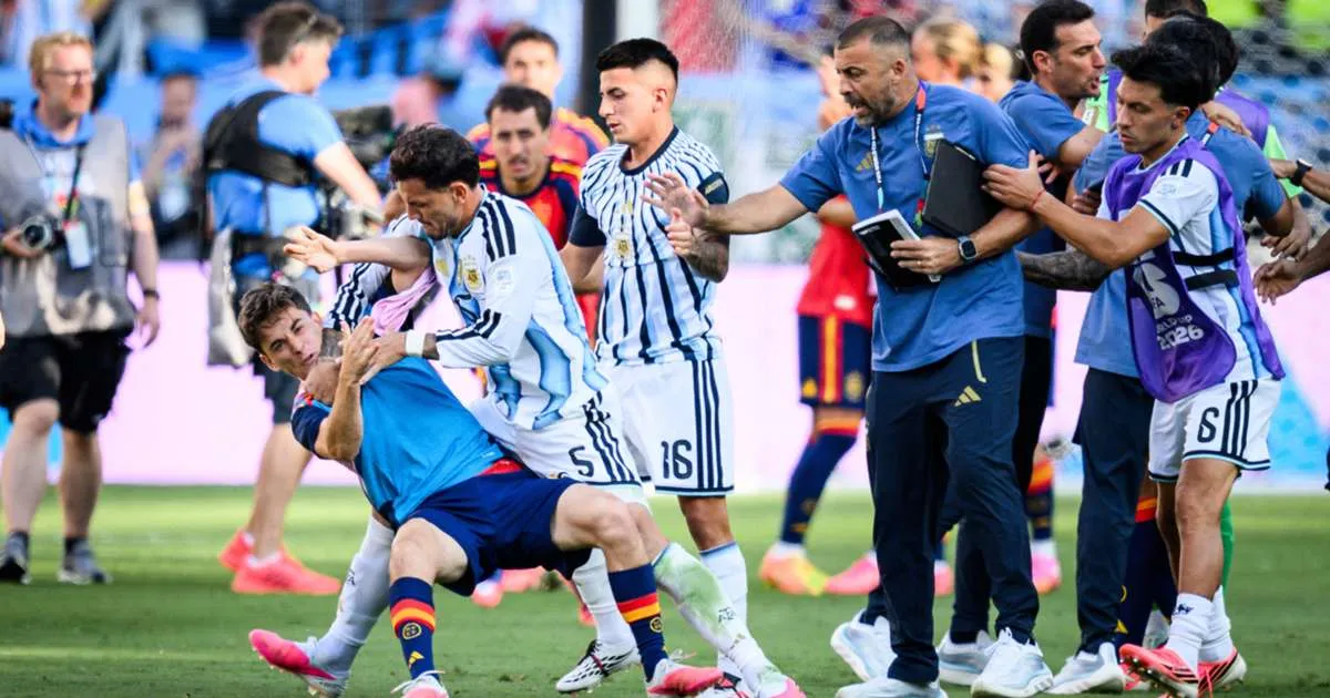 Gavi says Paredes should not be banned over World Cup final confrontation