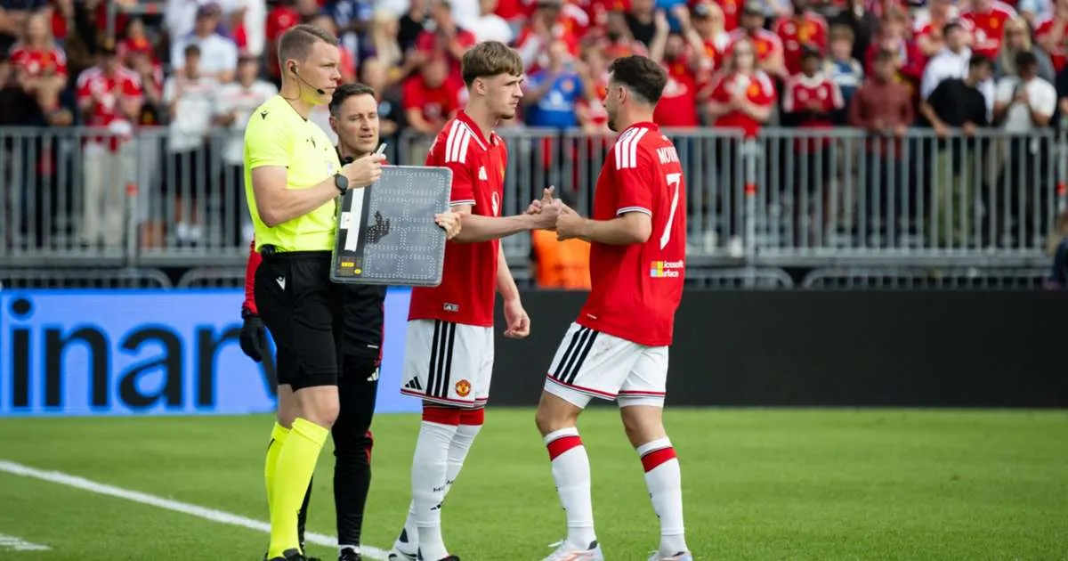 Mount substitution against PSG a precaution, says Carrick