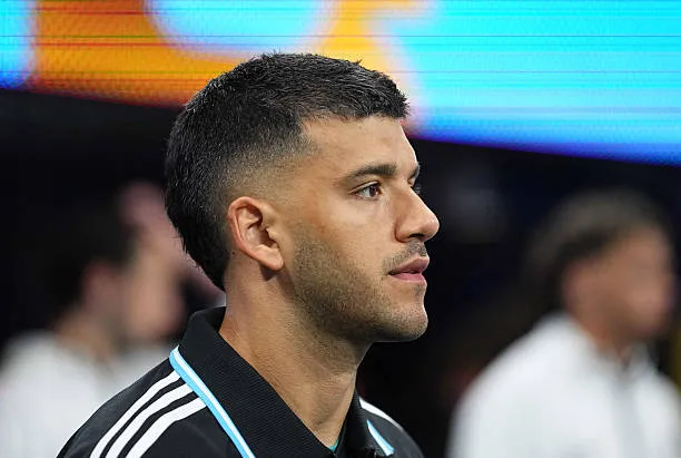 Manchester City Close In On Gerónimo Rulli After Positive Talks With Marseille