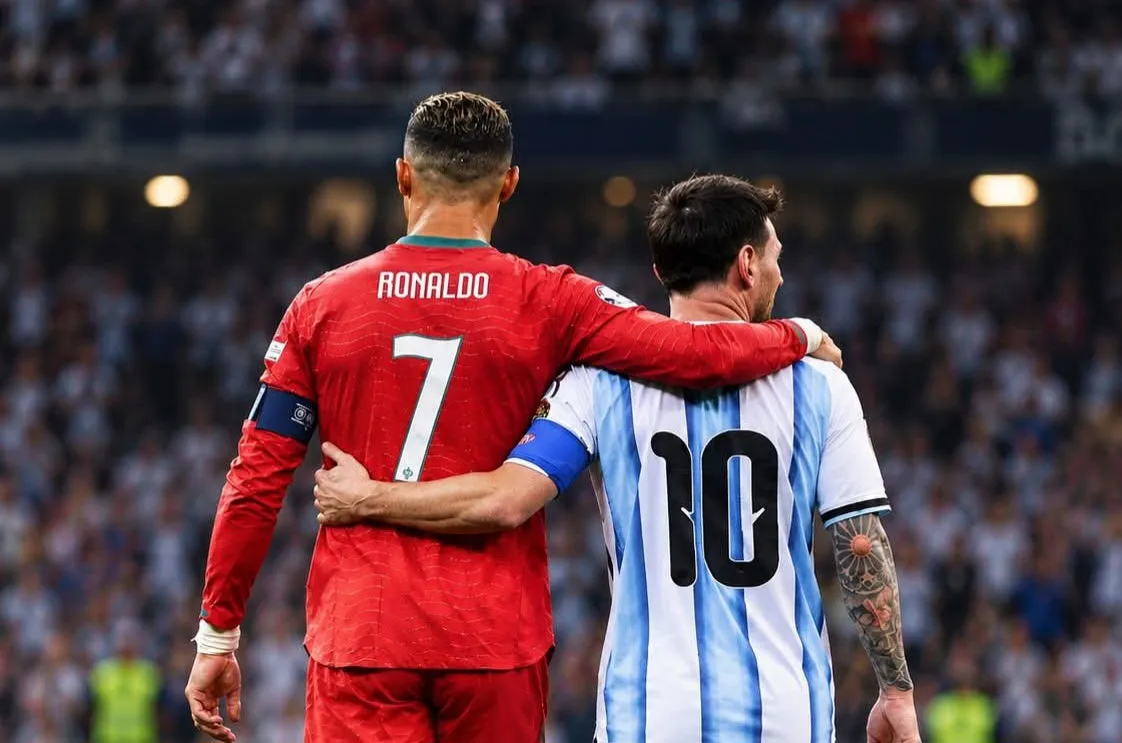 Ronaldo Sends Emotional Message to Messi
