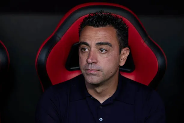 Oranje Revolution Begins As Xavi Signs On The Dotted Line