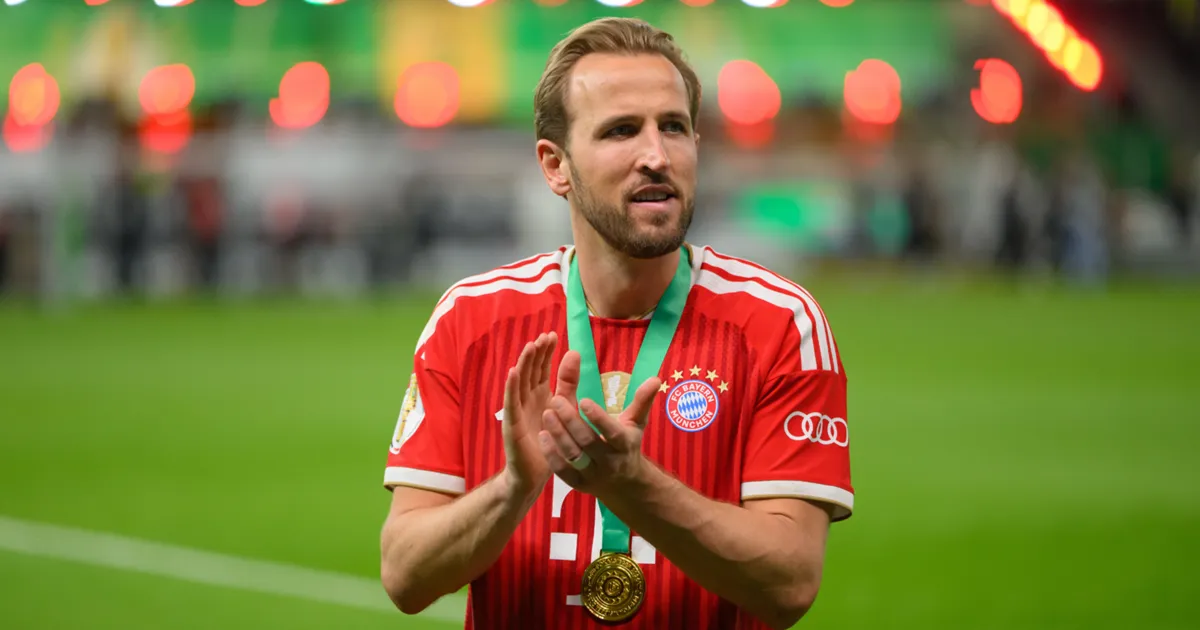 Hoeness confident 'role model' Kane will extend Bayern contract