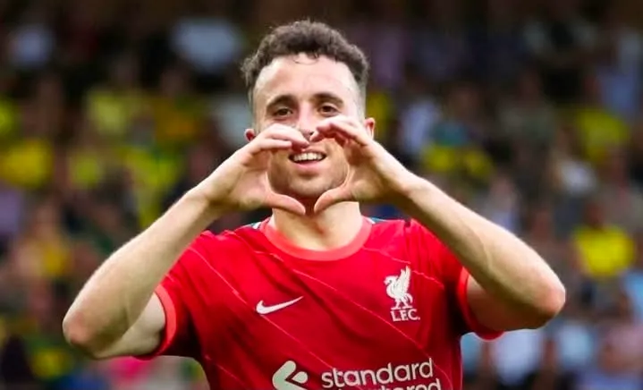 Liverpool Keep Diogo Jota Close With Emotional Team Bus Tribute