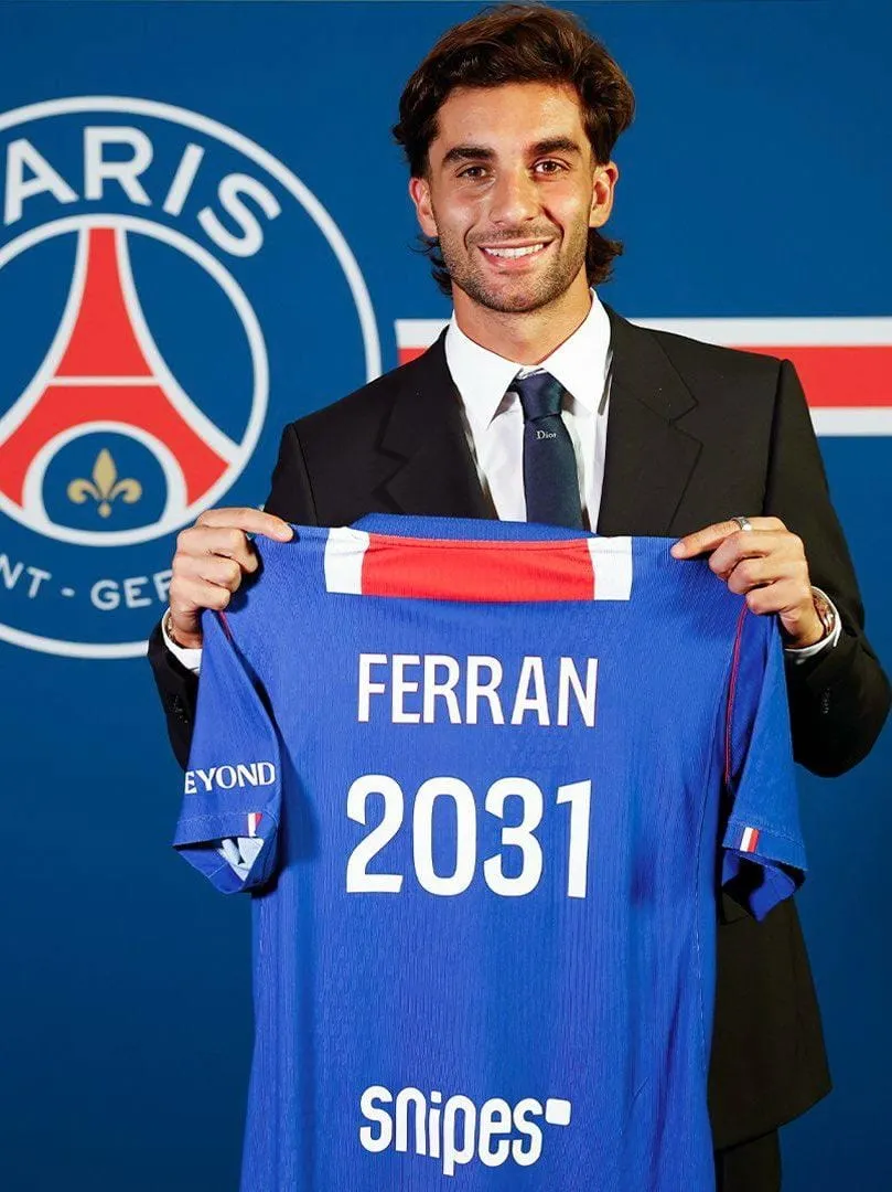 Ferran Torres Presented as New PSG Signing After €50m Barcelona Transfer - Image 1