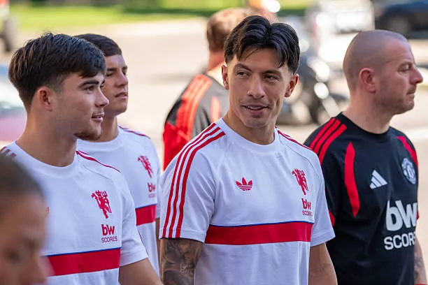 Lisandro Martínez Questions Manchester United’s Champions League Quality After Atlético Madrid Defeat - Image 1