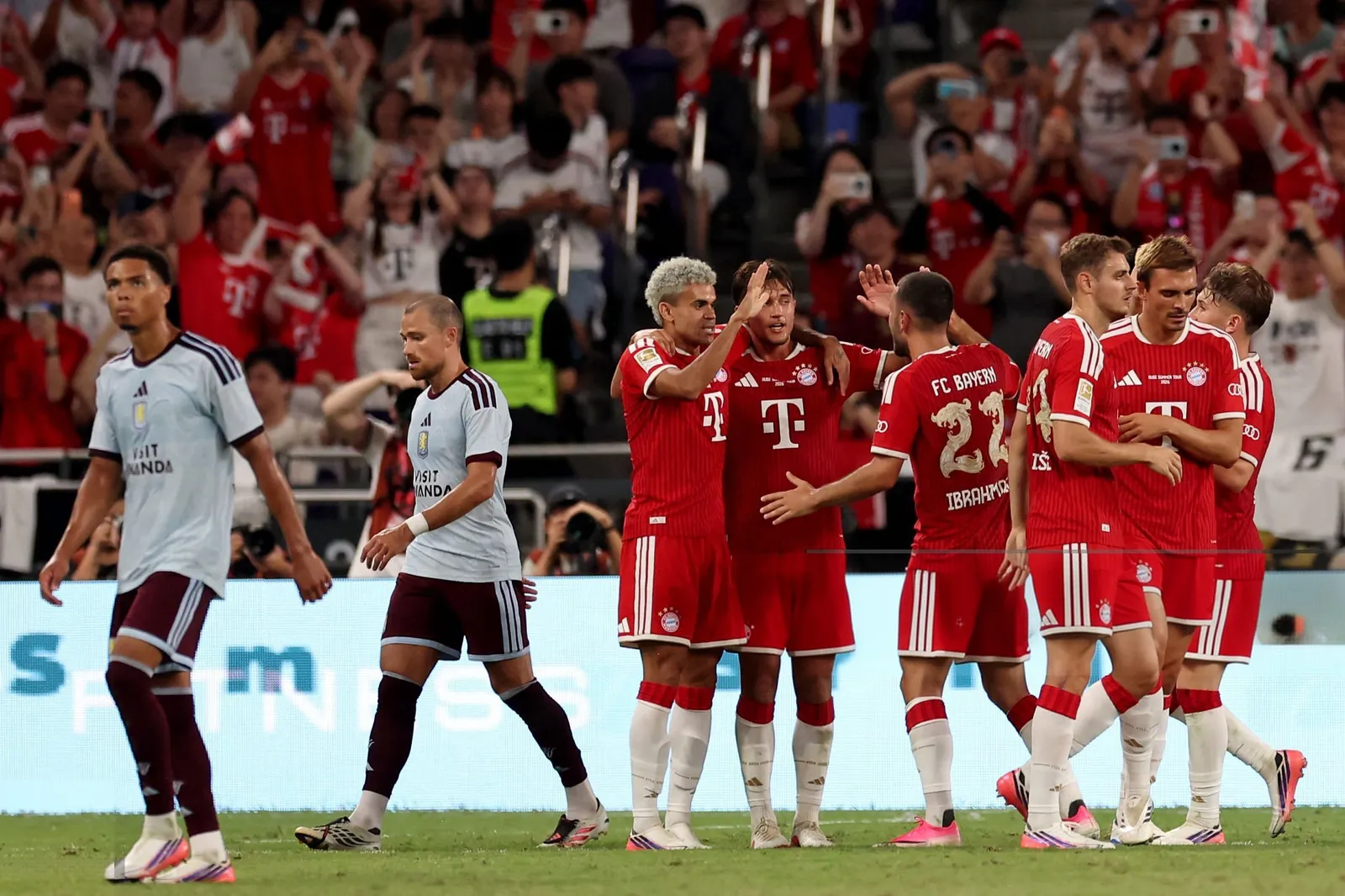 Luis Díaz Shines as Bayern Beat Aston Villa in Pre-Season - Image 1