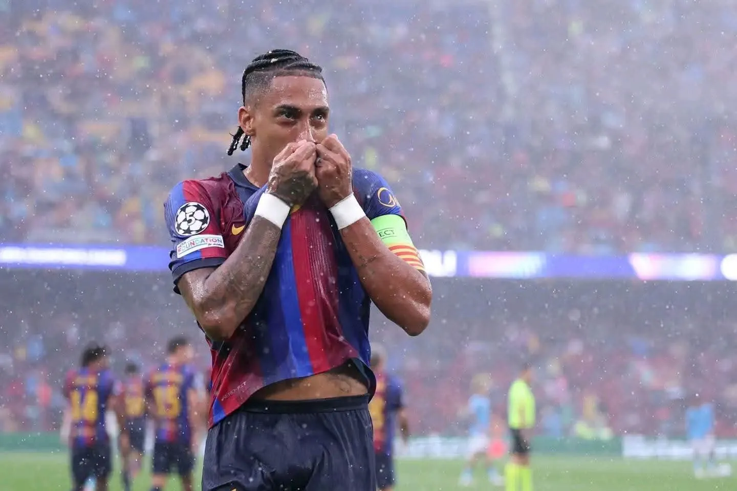 Raphinha Has Two Hat-Tricks in Four Days as Barcelona Keep Winning - Image 2