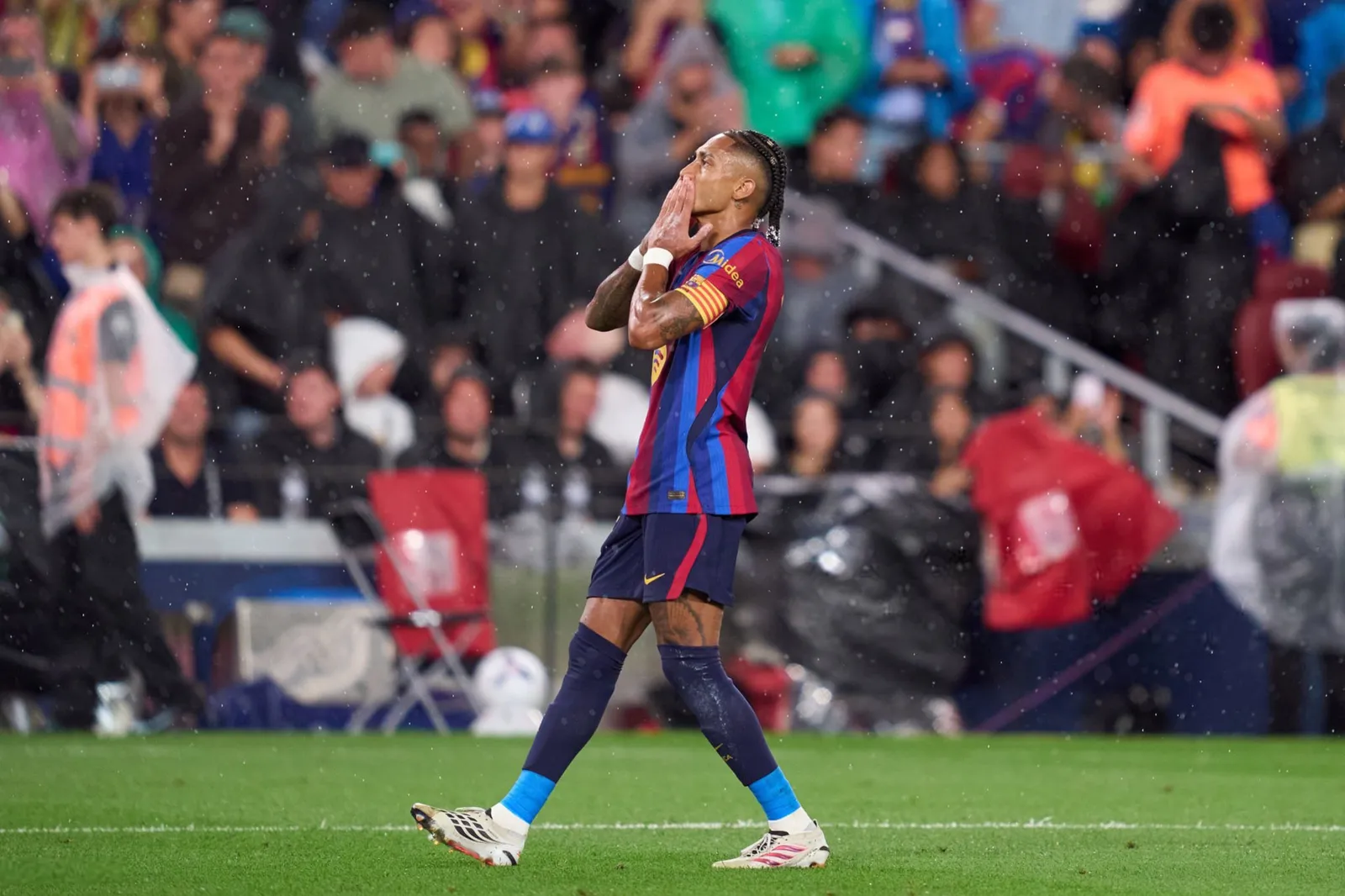 "I KNEW I Was Leaving": Raphinha Reveals How One Flick Call Changed Everything - Image 2