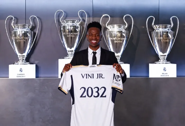 Real Madrid break from tradition as Vinicius Jr signs new long-term deal - Image 1