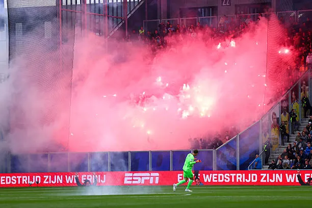 Cambuur Vs Feyenoord Halted After Fireworks Disrupt Eredivisie Clash - Image 3