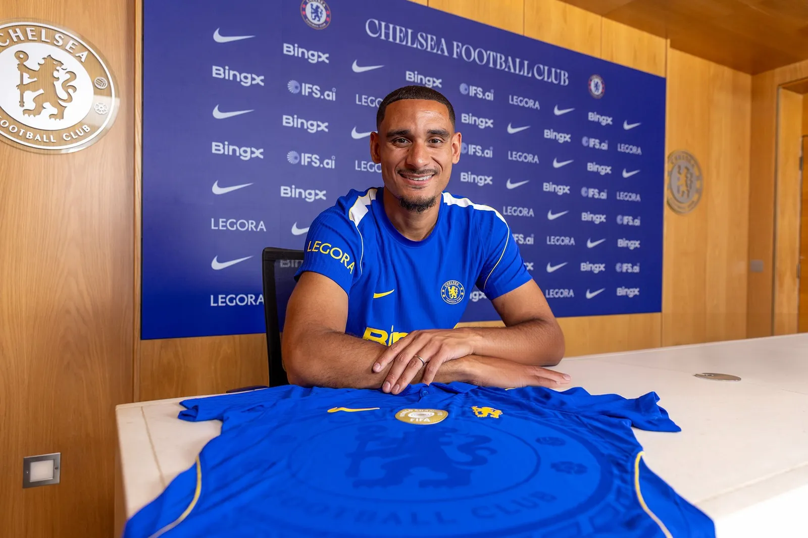 Chelsea sign Maxence Lacroix from Crystal Palace in £52m deal - Image 1