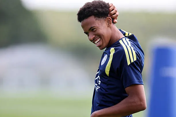 Manchester United Step Up Louis Page pursuit As Arsenal and Aston Villa Circle - Image 1